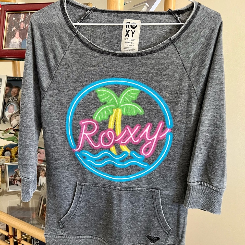 Roxy Top size small